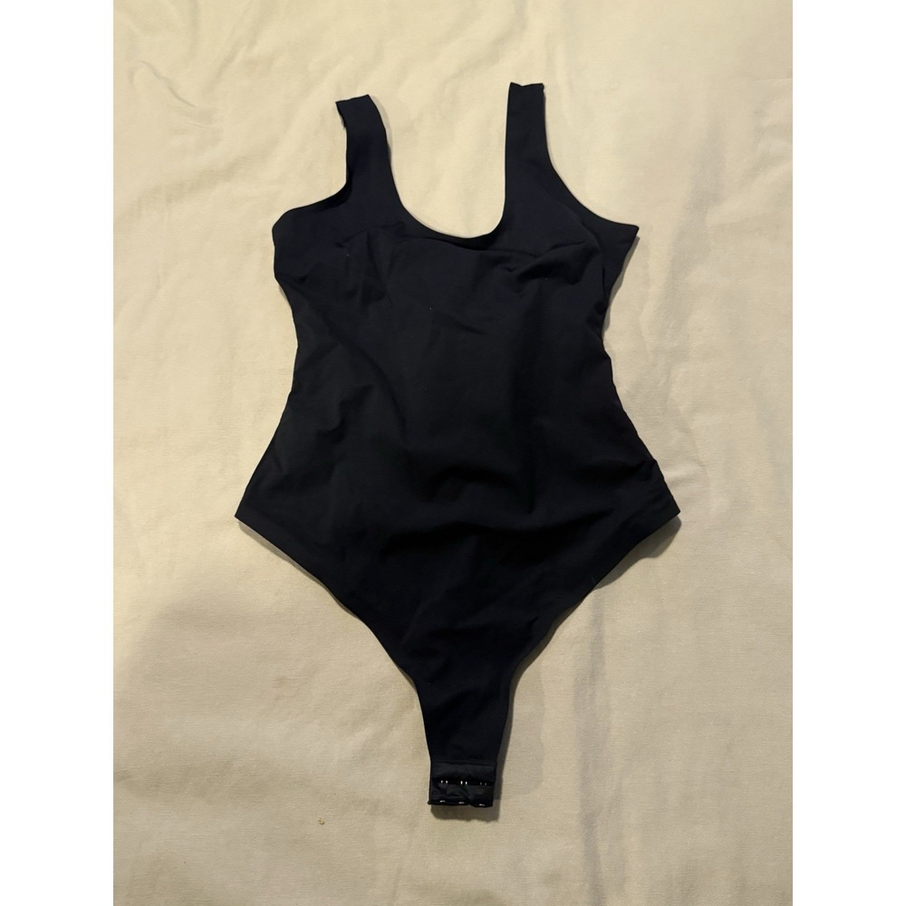 Pinsy Shapewear Bodysuit Womens L Bonded Scoop Tank Hourglass Black Thong